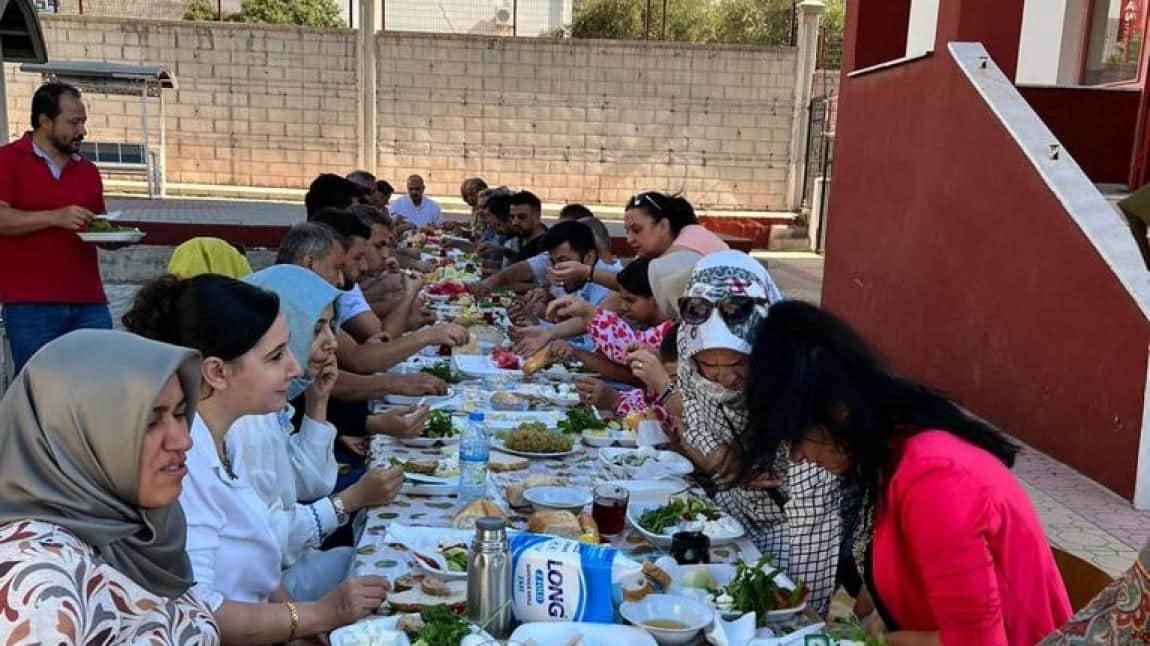 Öğretmenlerimizle Kahvaltı